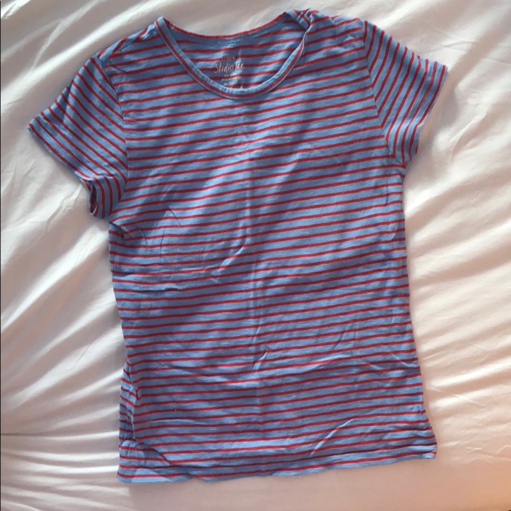 Blue t-shirt with red stripes